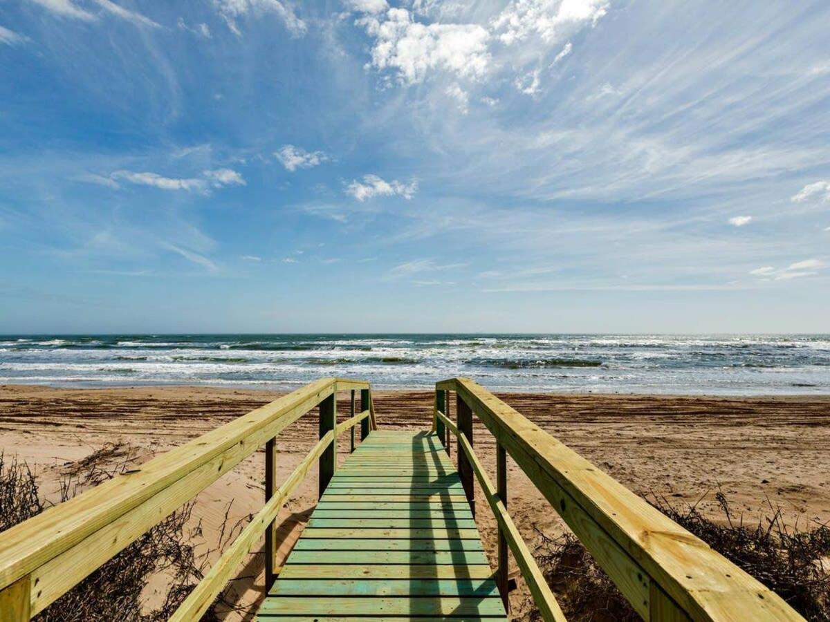 Fun In The Sun! Cozy Beach Pad, Gulf Views And Easy Access To The Sand! Surfside Beach Extérieur photo
