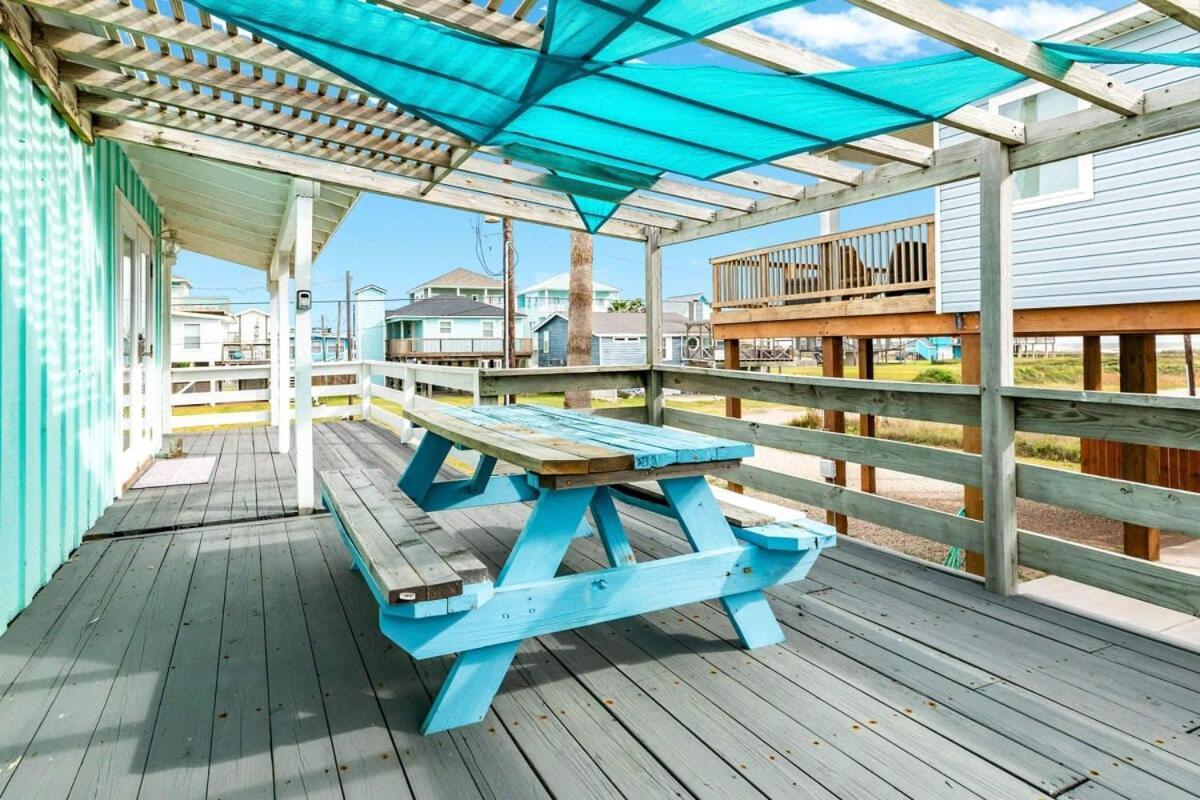 Fun In The Sun! Cozy Beach Pad, Gulf Views And Easy Access To The Sand! Surfside Beach Extérieur photo