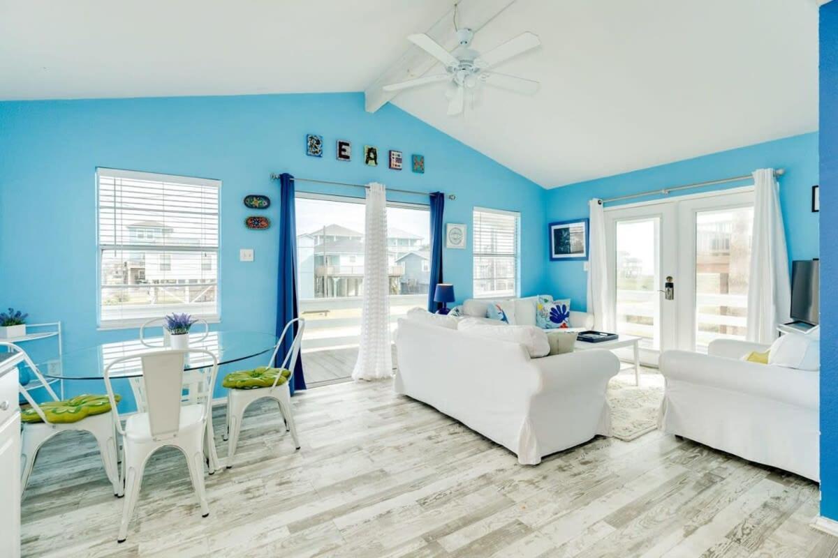 Fun In The Sun! Cozy Beach Pad, Gulf Views And Easy Access To The Sand! Surfside Beach Extérieur photo
